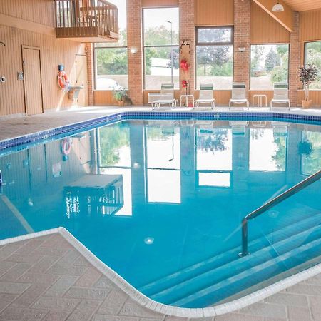 Quality Inn Grand Rapids North Walker Dış mekan fotoğraf