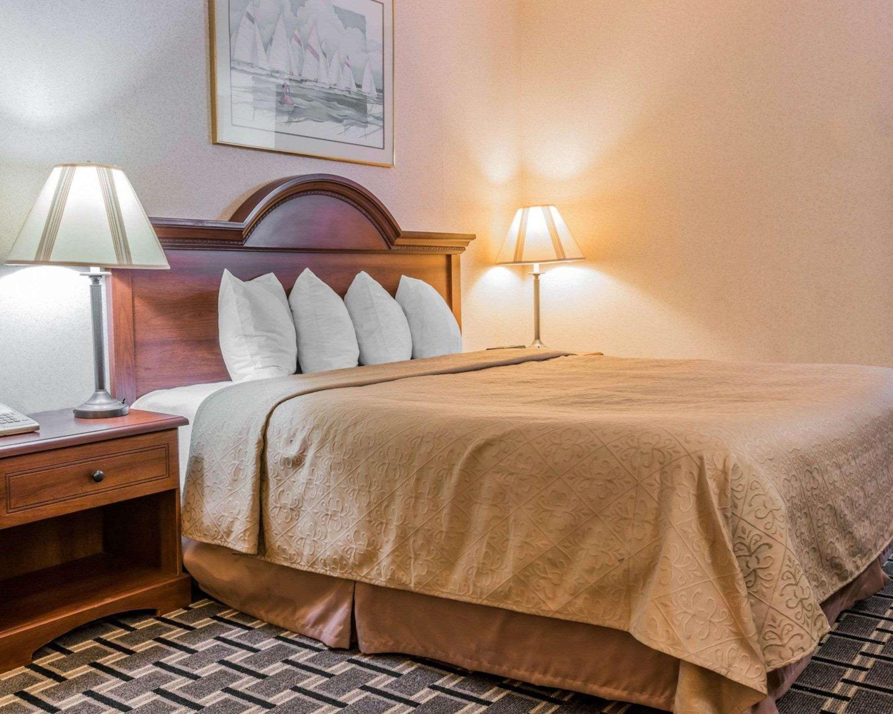 Quality Inn Grand Rapids North Walker Dış mekan fotoğraf
