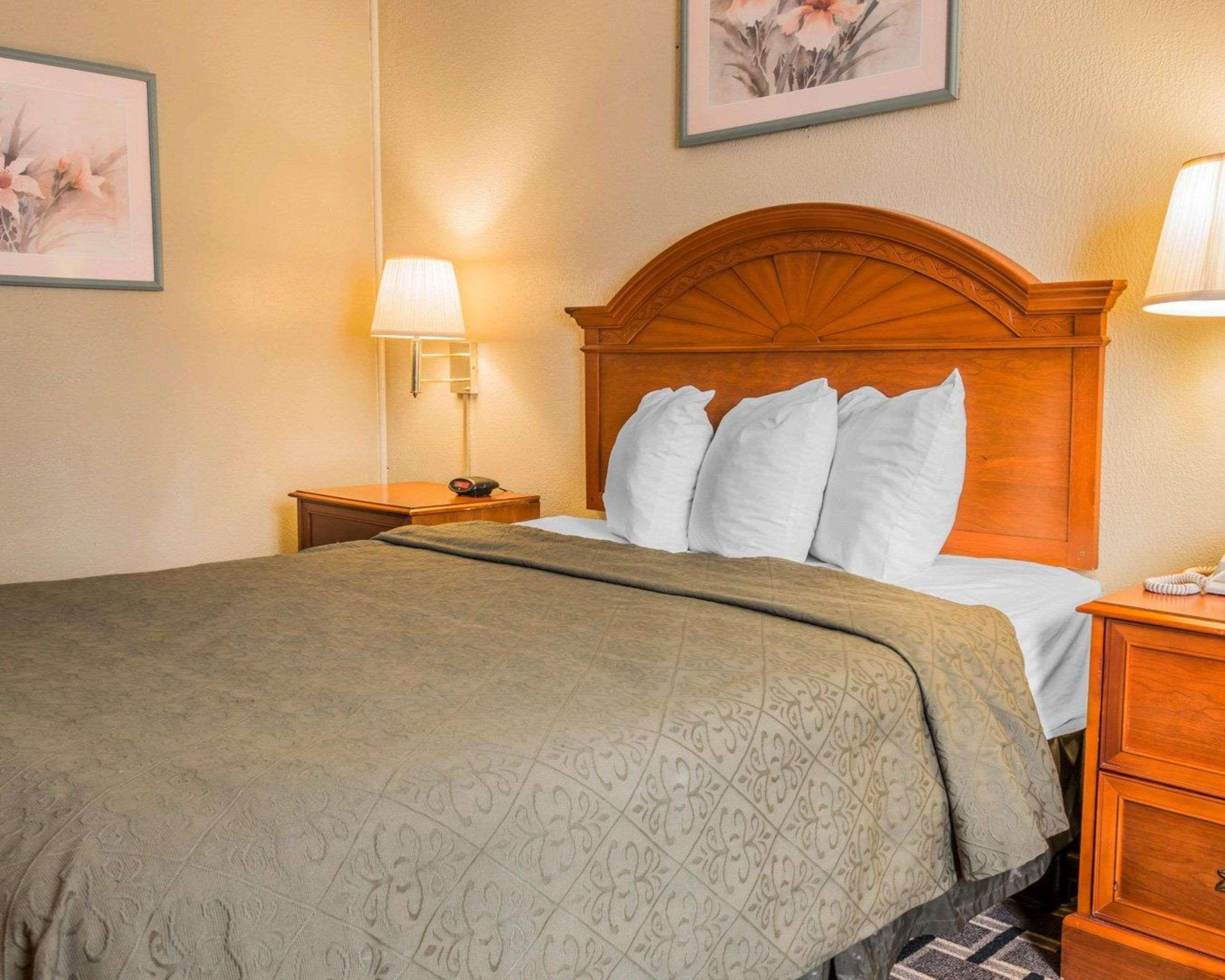 Quality Inn Grand Rapids North Walker Dış mekan fotoğraf