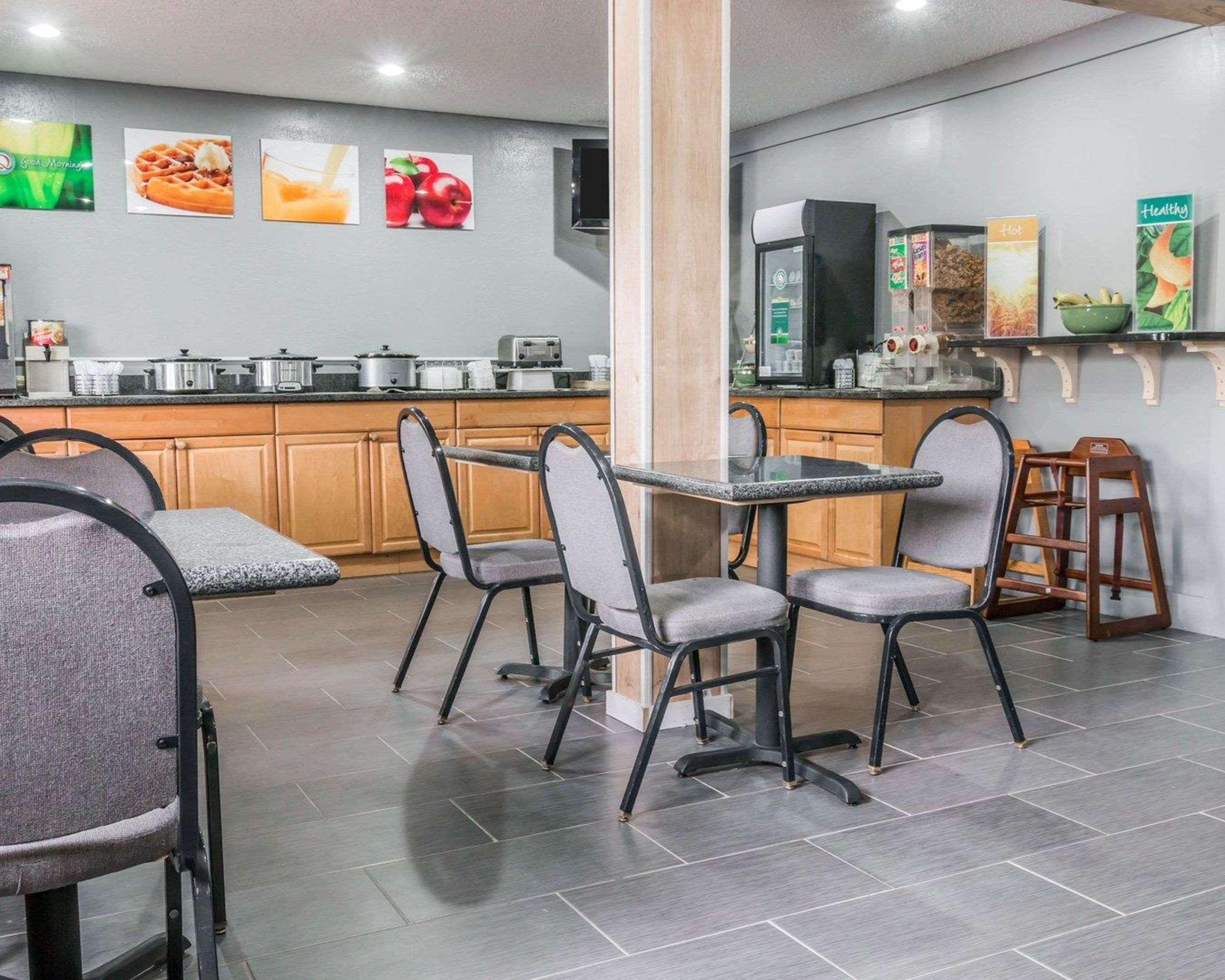 Quality Inn Grand Rapids North Walker Dış mekan fotoğraf