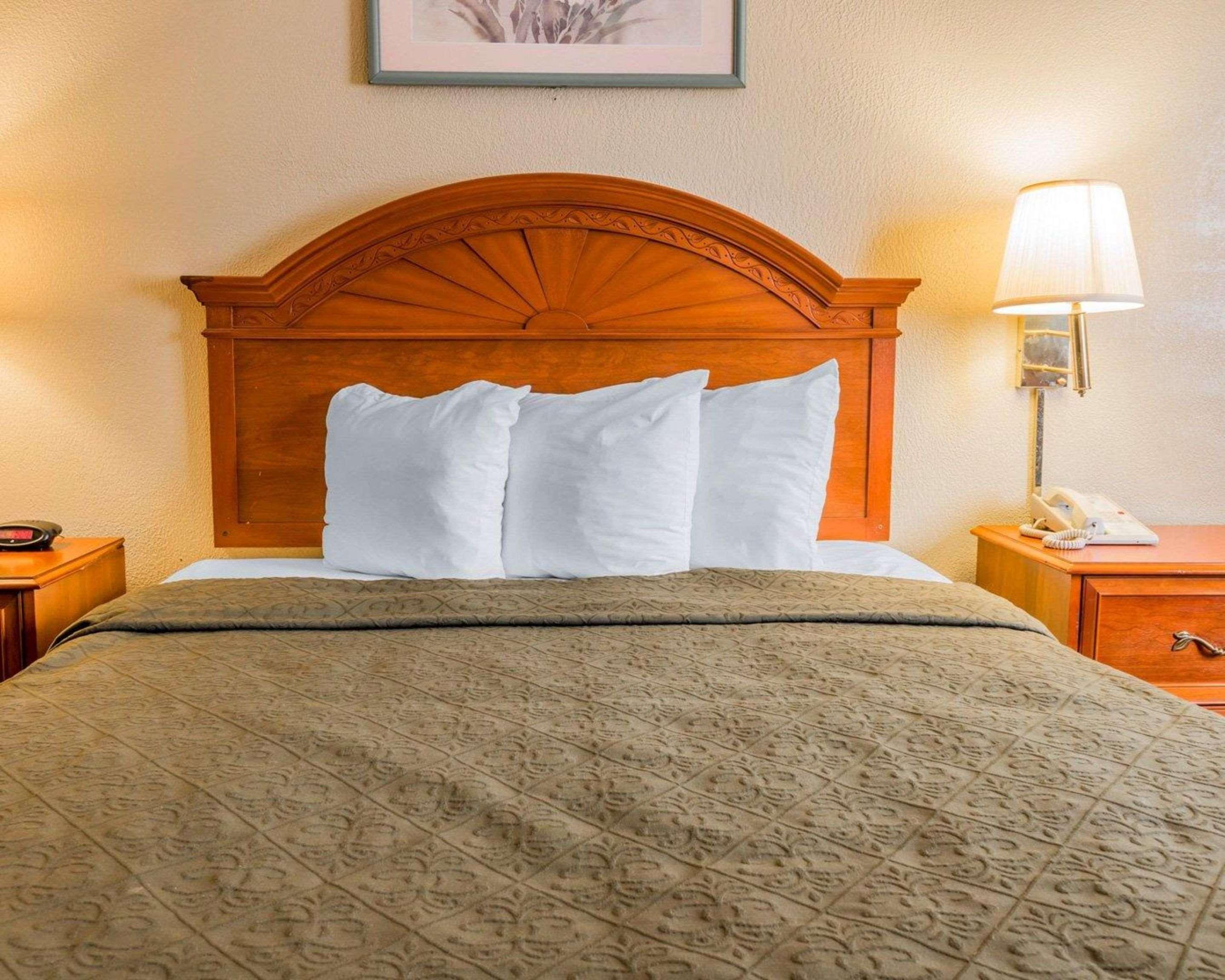 Quality Inn Grand Rapids North Walker Dış mekan fotoğraf
