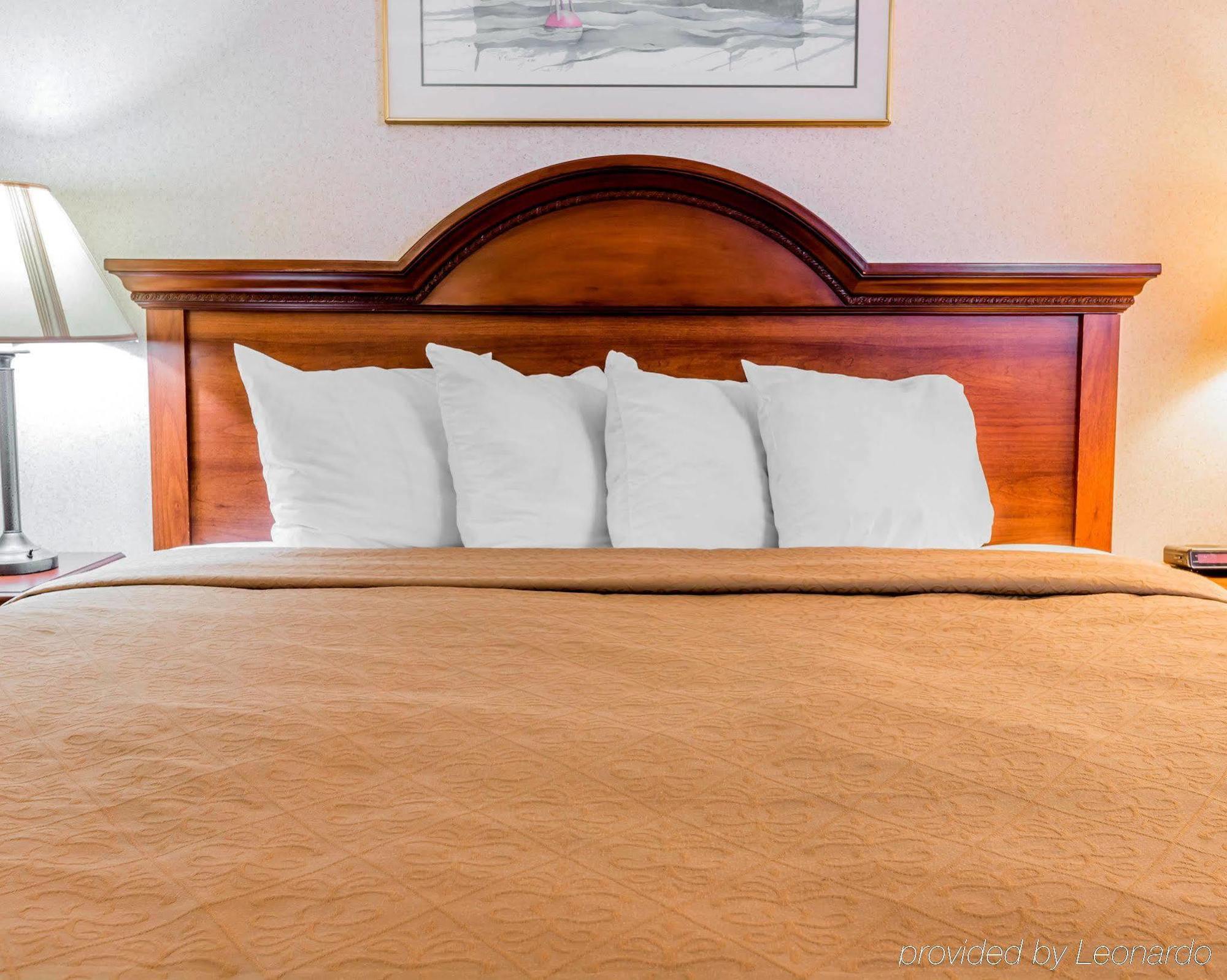 Quality Inn Grand Rapids North Walker Dış mekan fotoğraf