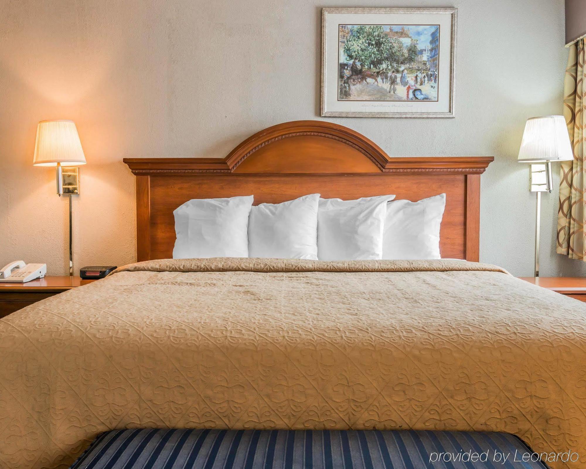 Quality Inn Grand Rapids North Walker Dış mekan fotoğraf